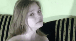 Минетчица — сложная профессия, но миловидная сосалка освоила ее на 5 с плюсом