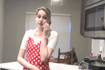 Мачеха соблазнила сочной задницей пасынка на секс